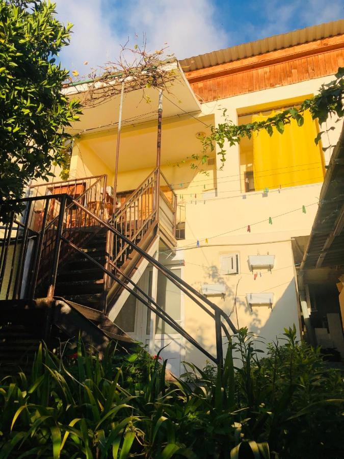 Hotel Гостевой Дом «Лиза» Gagry Zewnętrze zdjęcie